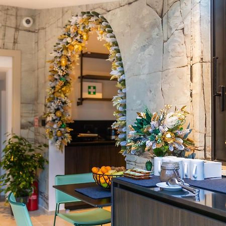Arena Prestige Rooms Pula Bagian luar foto